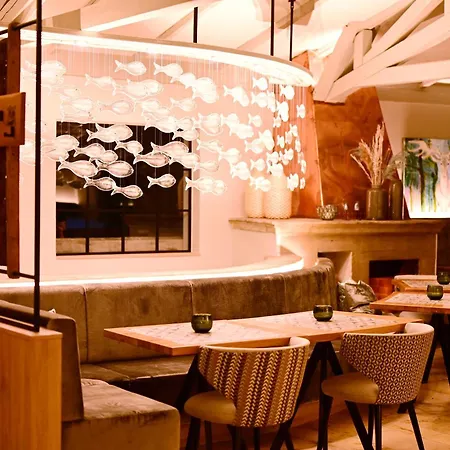 Hotel Altes Kurhaus 3*