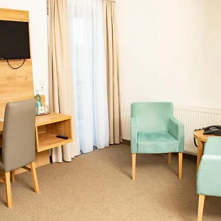 Altes Kurhaus Hotel 3*