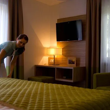 Hotel Altes Kurhaus Trabelsdorf